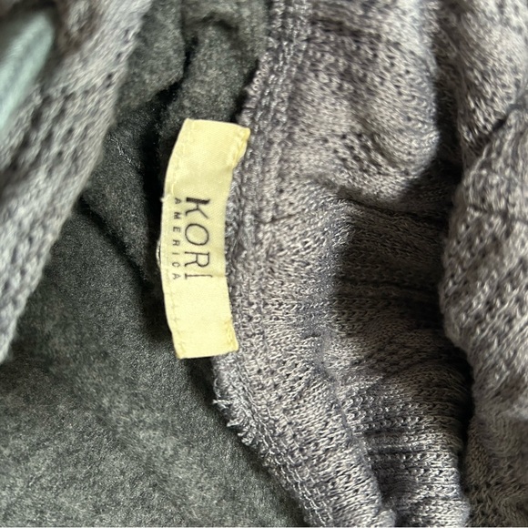 Kori Cableknit Charcoal Hooded Sweatshirt - Picture 4 of 8